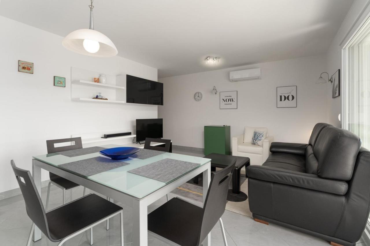Apartment Sky By Seeadria Agency Novigrad Istria المظهر الخارجي الصورة
