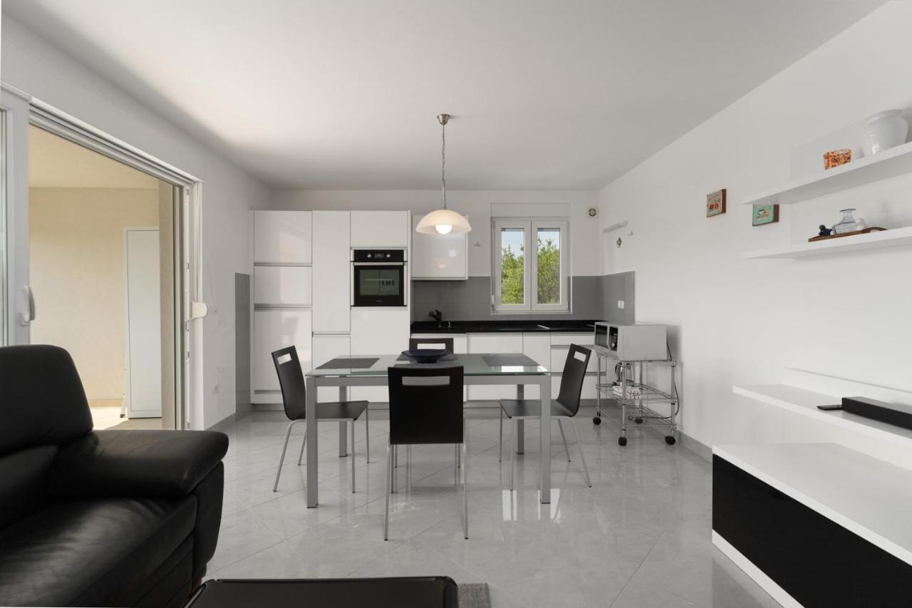 Apartment Sky By Seeadria Agency Novigrad Istria المظهر الخارجي الصورة