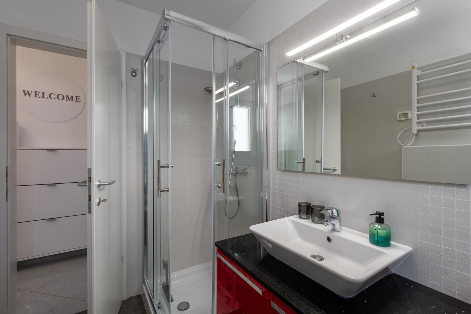 Apartment Sky By Seeadria Agency Novigrad Istria المظهر الخارجي الصورة
