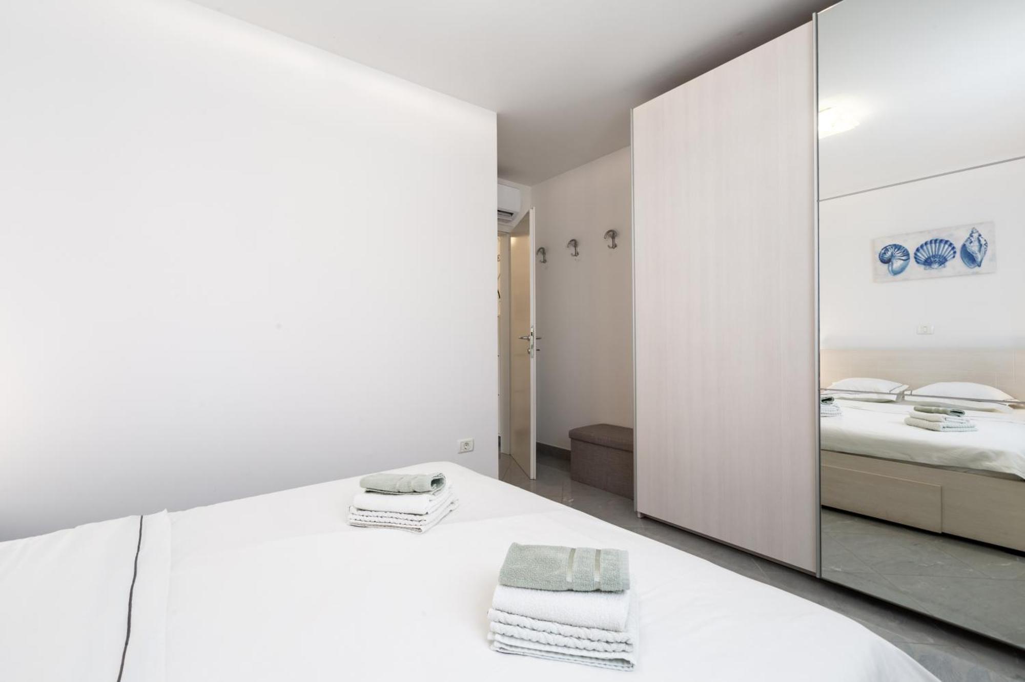 Apartment Sky By Seeadria Agency Novigrad Istria المظهر الخارجي الصورة